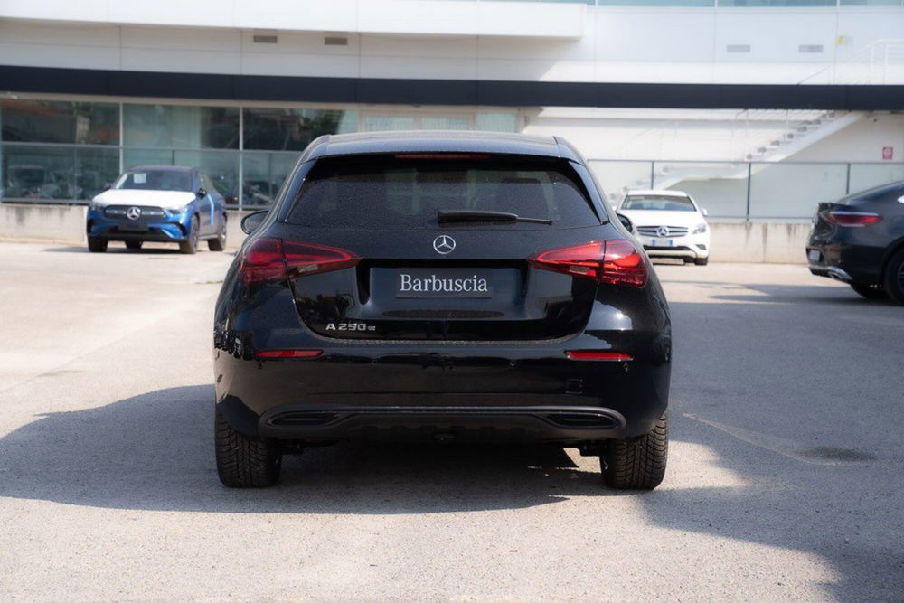 Mercedes-Benz Classe A nuova a Pescara (5)