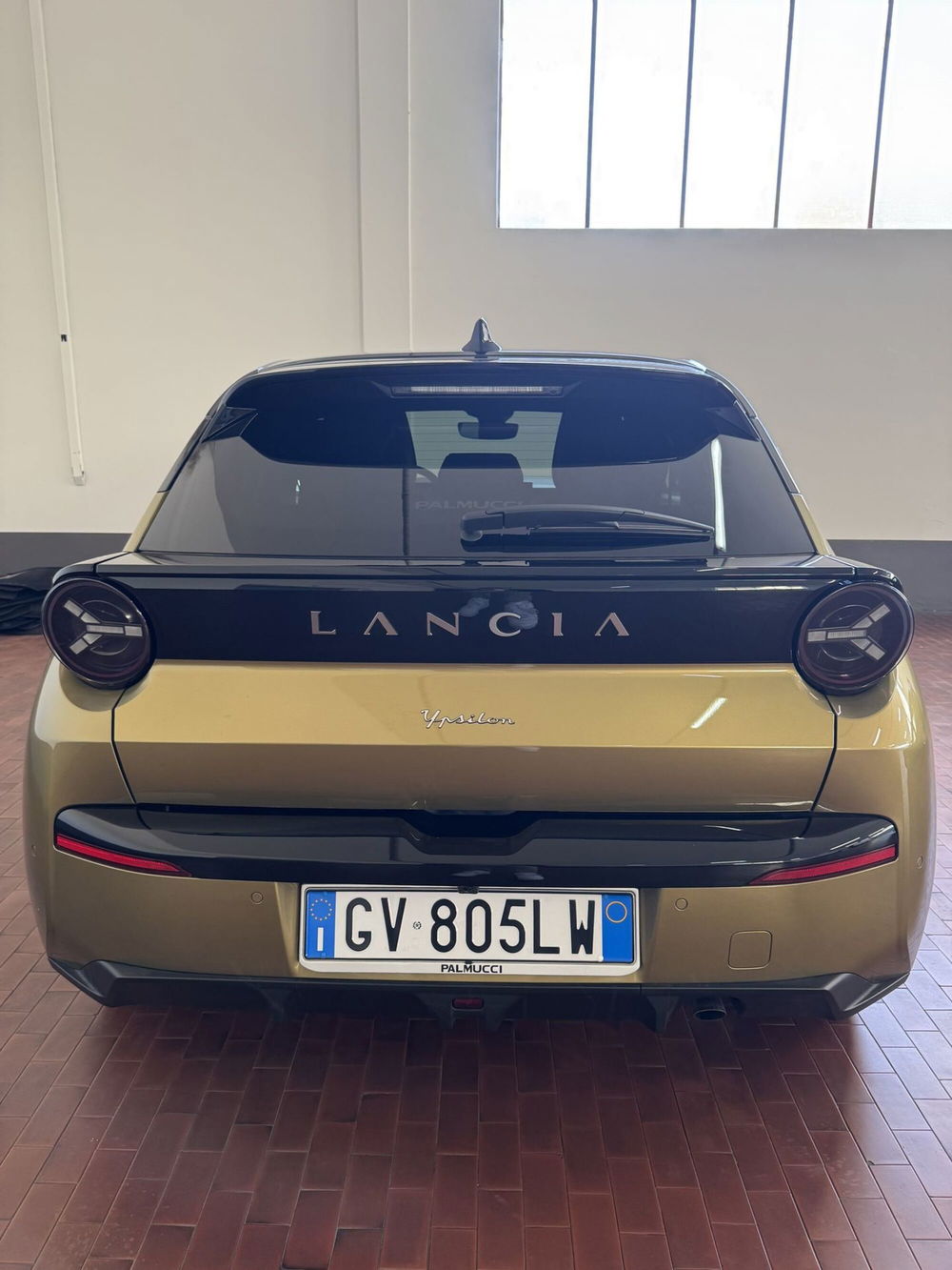 Lancia Ypsilon usata a Prato (2)