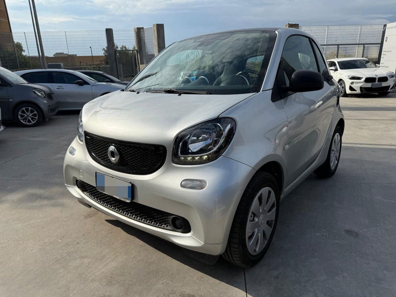 smart Fortwo 70 1.0 Youngster  del 2019 usata a Messina