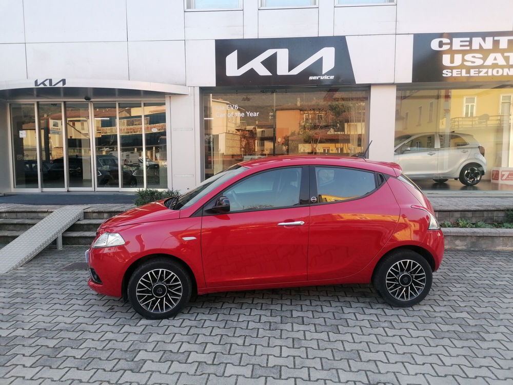 Lancia Ypsilon usata a Brescia