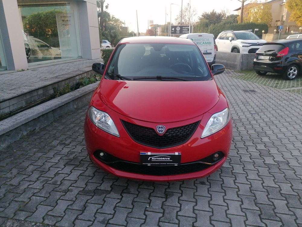 Lancia Ypsilon usata a Brescia (3)