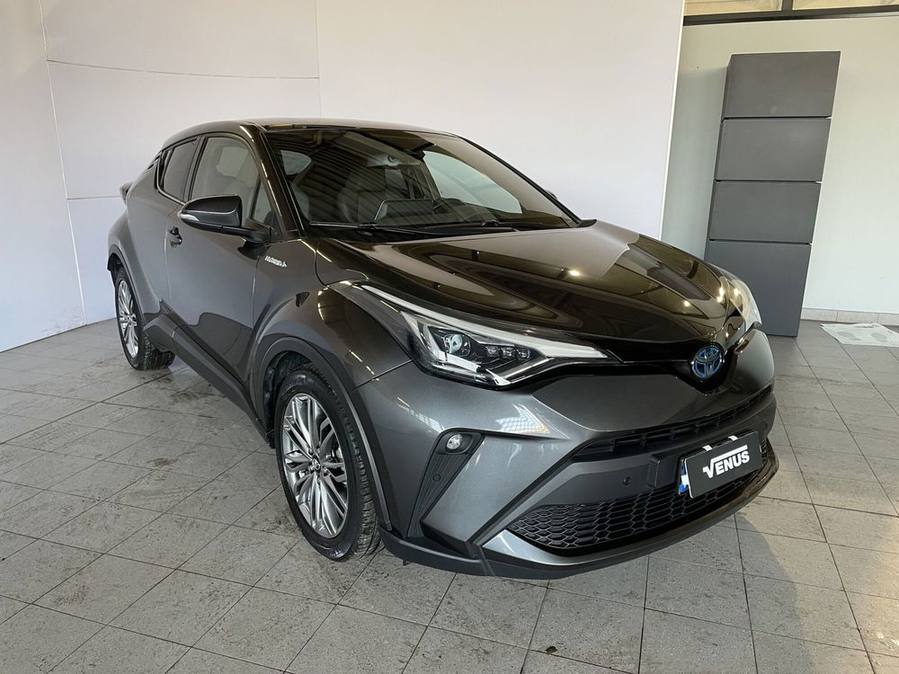 Toyota Toyota C-HR usata a Monza e Brianza (17)