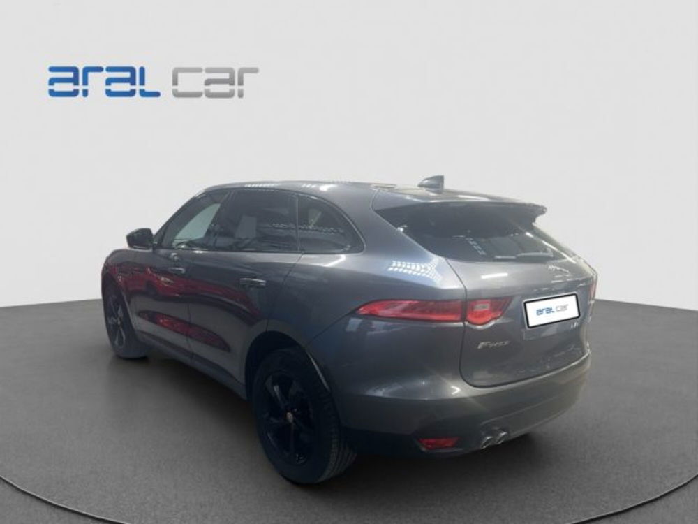 Jaguar F-Pace usata a Torino (4)