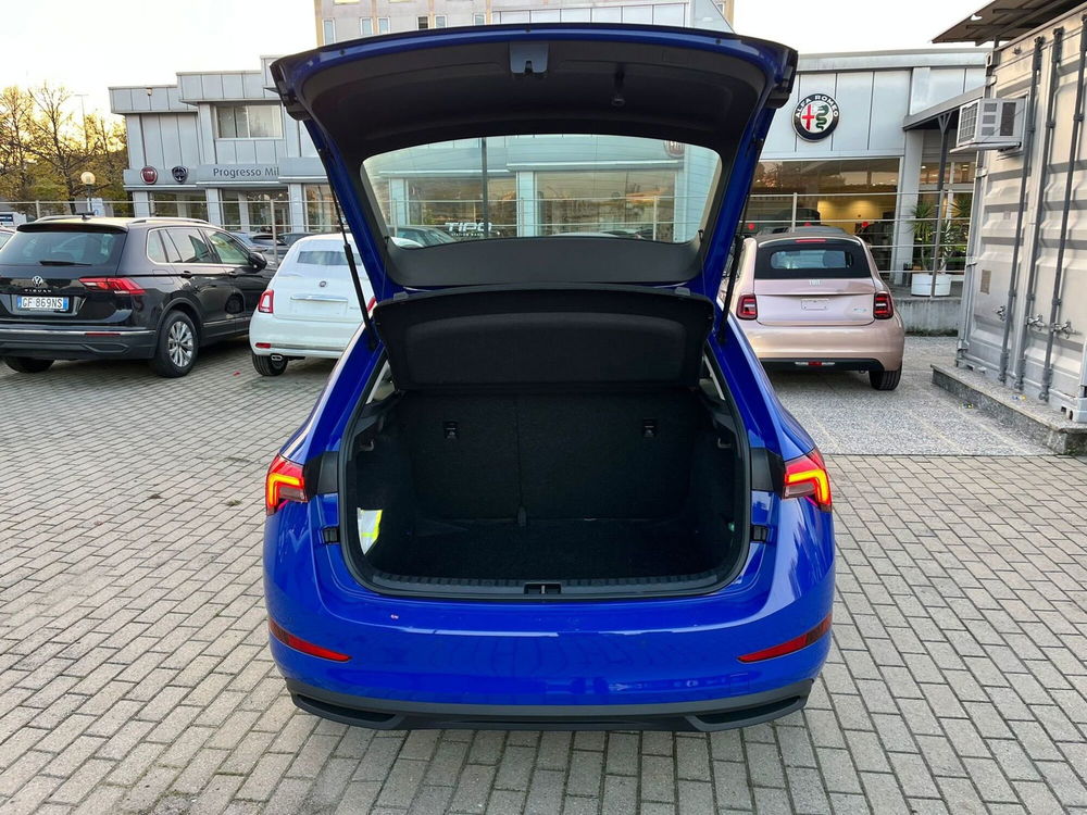 Skoda Scala usata a Milano (10)