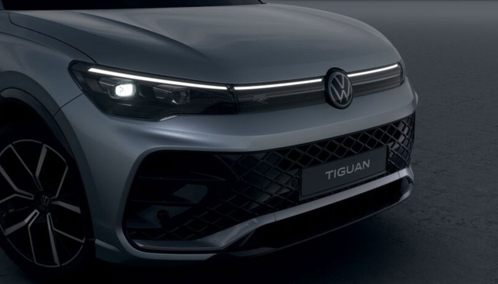 Volkswagen Tiguan nuova a Lecco (4)