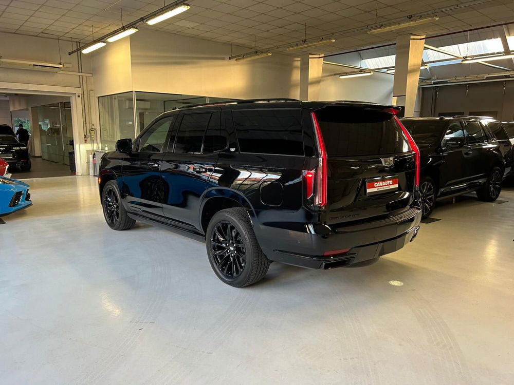 Cadillac Escalade(2015-2019) usata a Monza e Brianza (3)