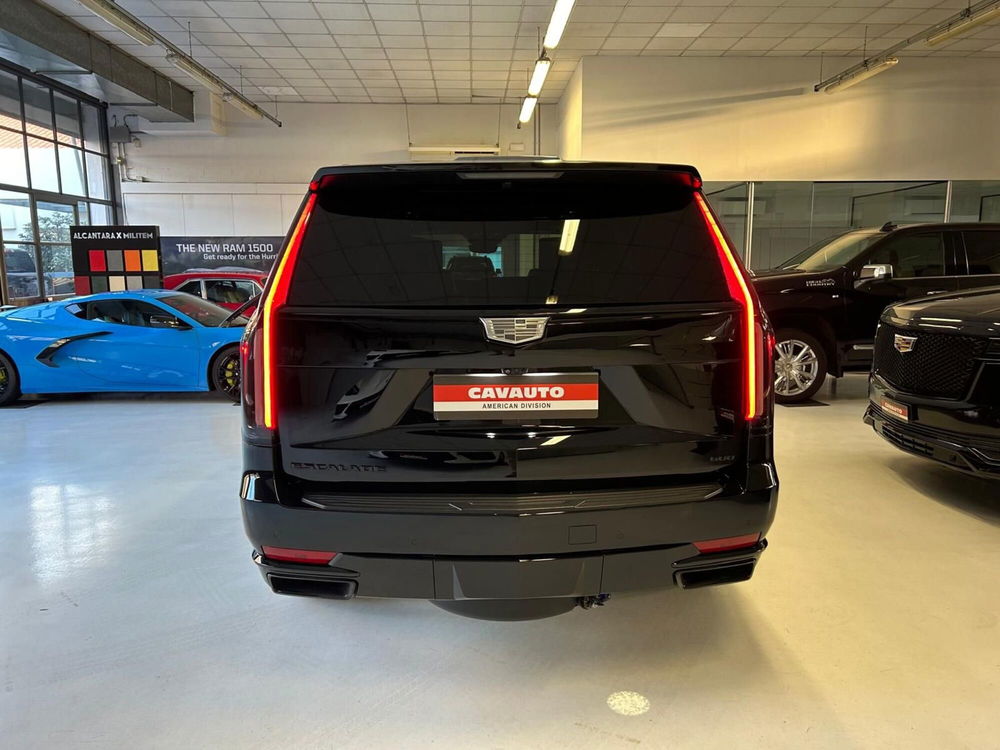 Cadillac Escalade(2015-2019) usata a Monza e Brianza (4)