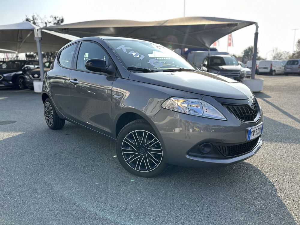 Lancia Ypsilon nuova a Torino