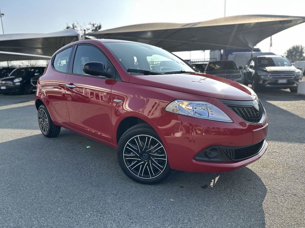 Lancia Ypsilon nuova a Torino