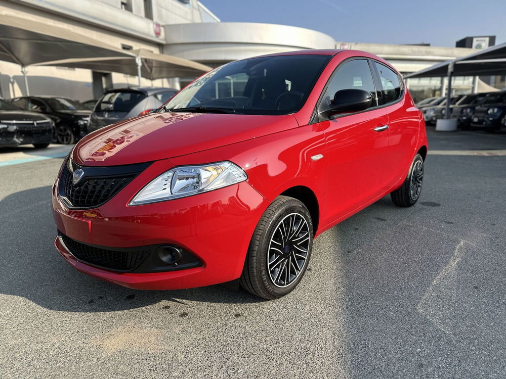 Lancia Ypsilon nuova a Torino (3)