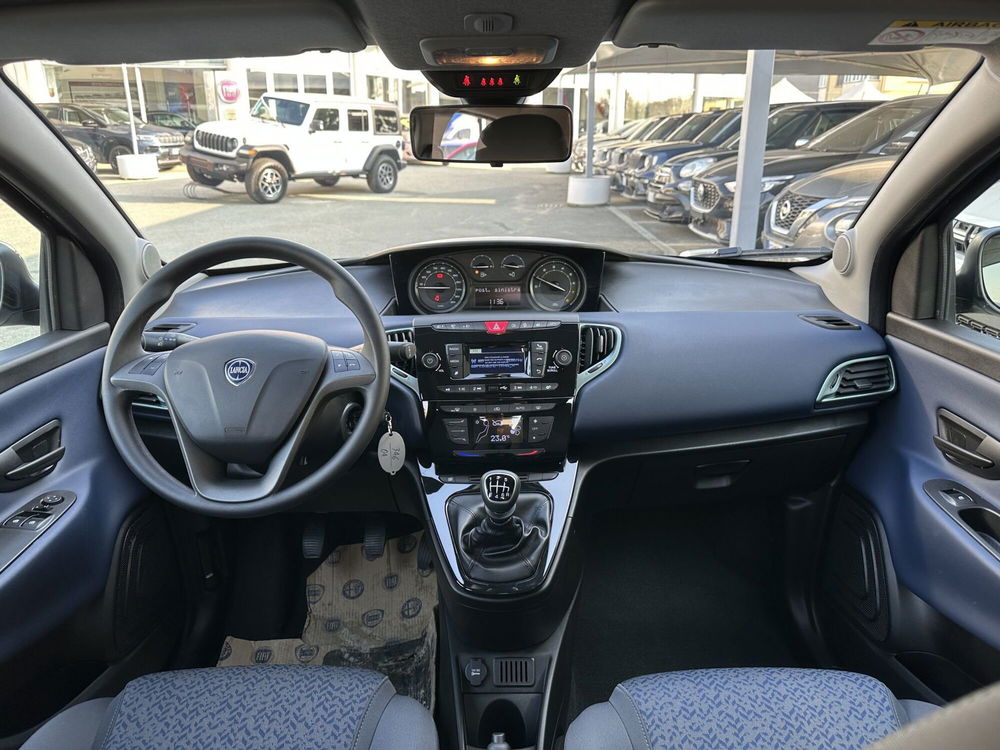 Lancia Ypsilon nuova a Torino (12)