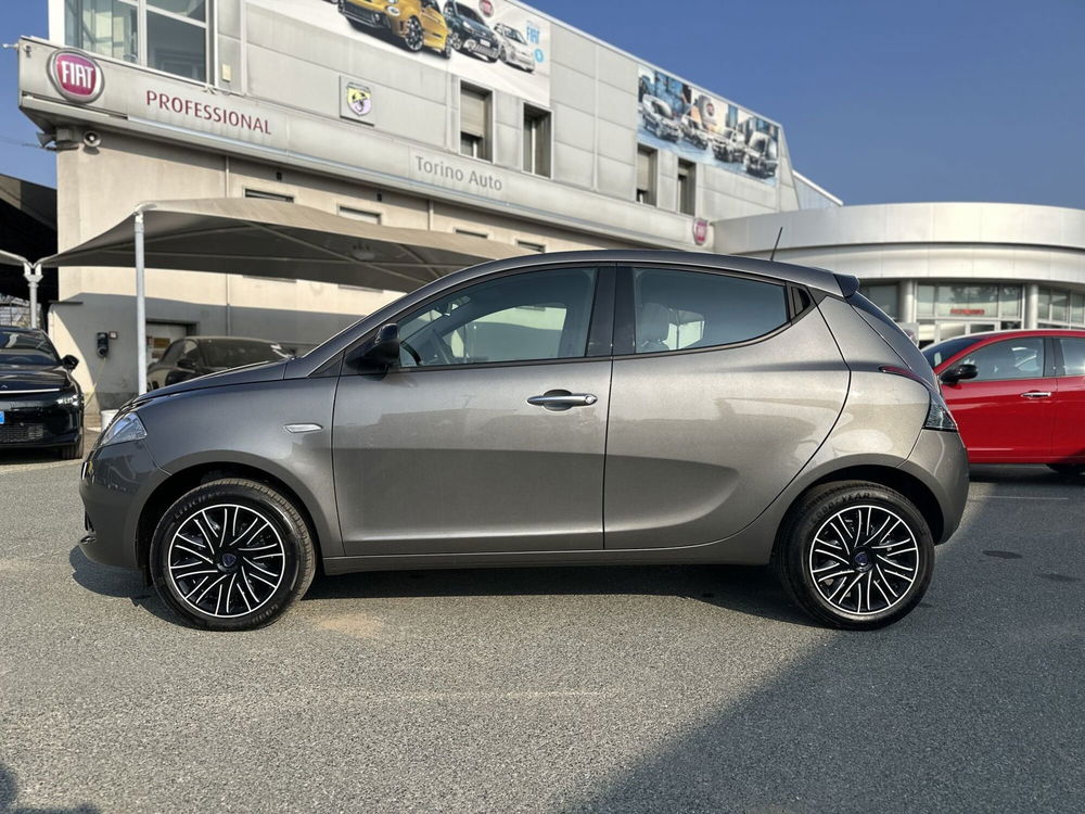 Lancia Ypsilon nuova a Torino (4)