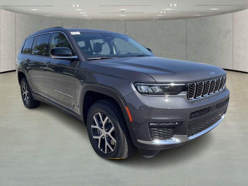 Jeep Grand Cherokee nuova a Torino