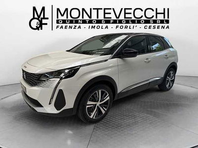 Peugeot 2008 motore elettrico 136 CV Allure Pack  del 2024 usata a Forli&#039;