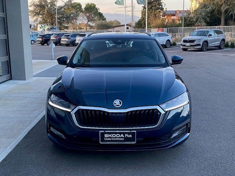 Skoda Octavia 1.5 G-TEC DSG Executive del 2022 usata a Verona