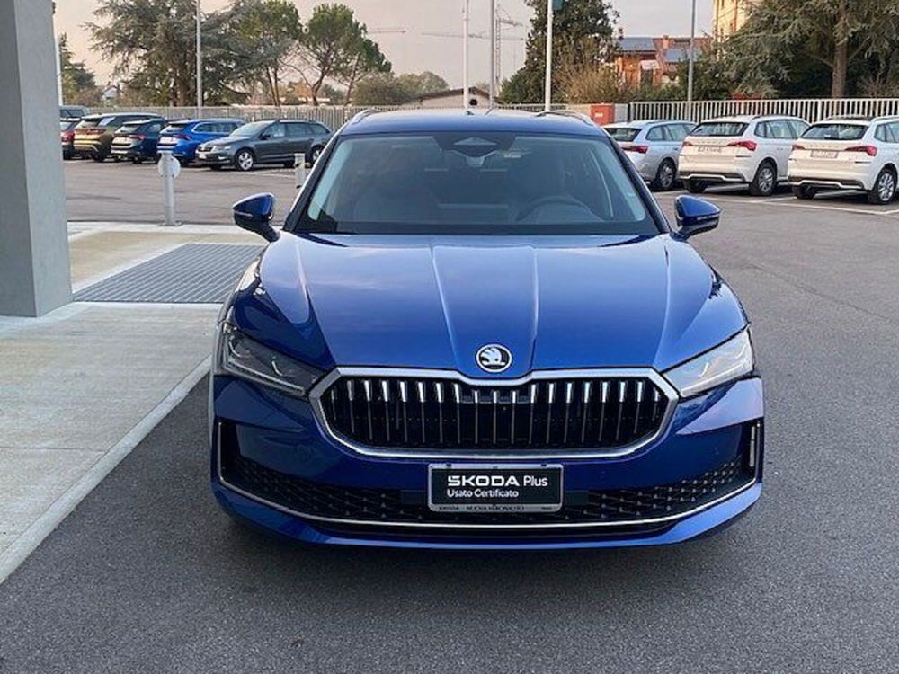 Skoda Superb nuova a Verona