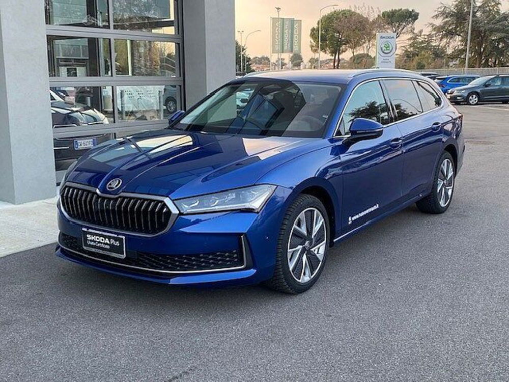 Skoda Superb nuova a Verona (2)