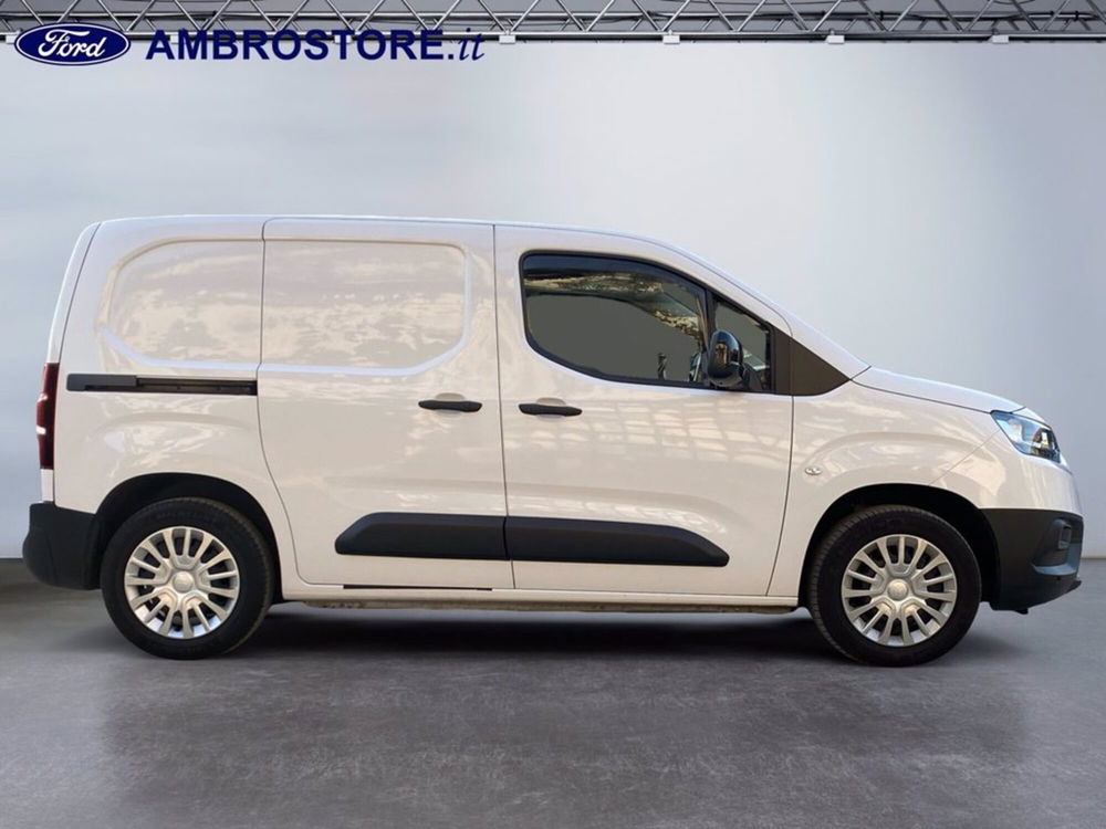 Toyota Proace City Furgone usata a Milano (4)