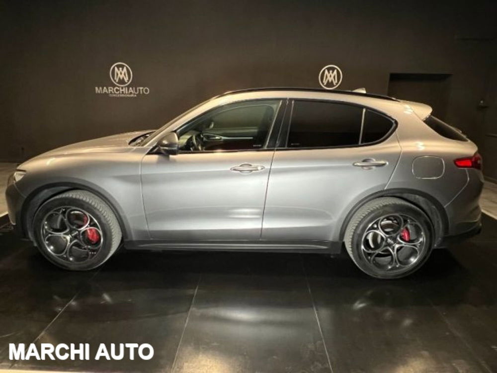 Alfa Romeo Stelvio usata a Perugia (8)