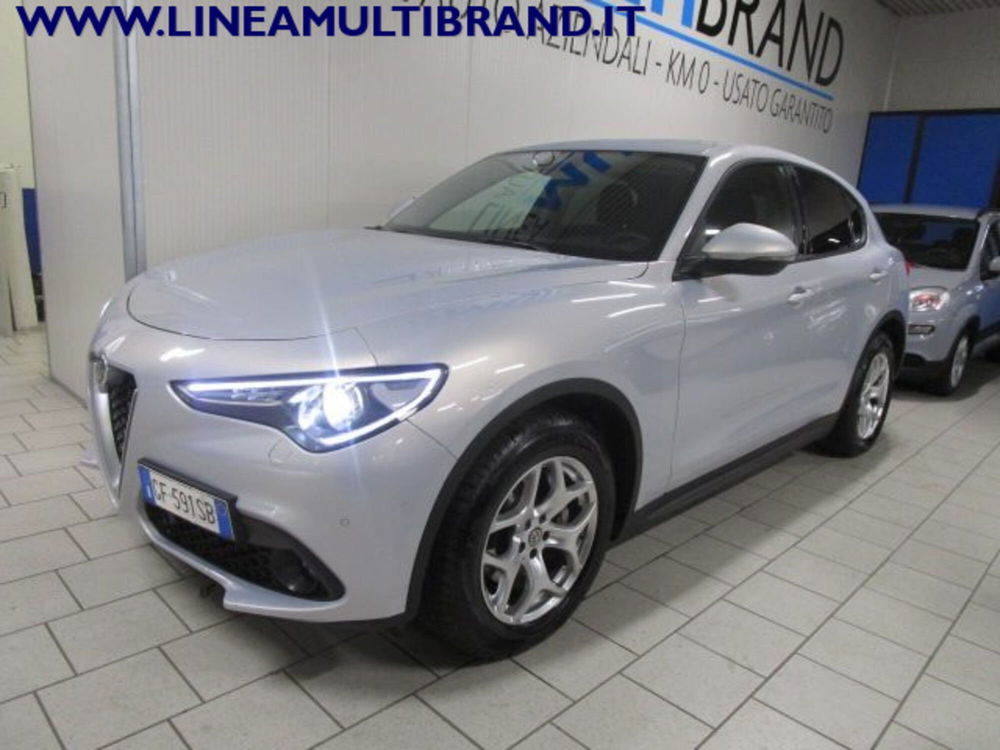 Alfa Romeo Stelvio usata a Piacenza (17)