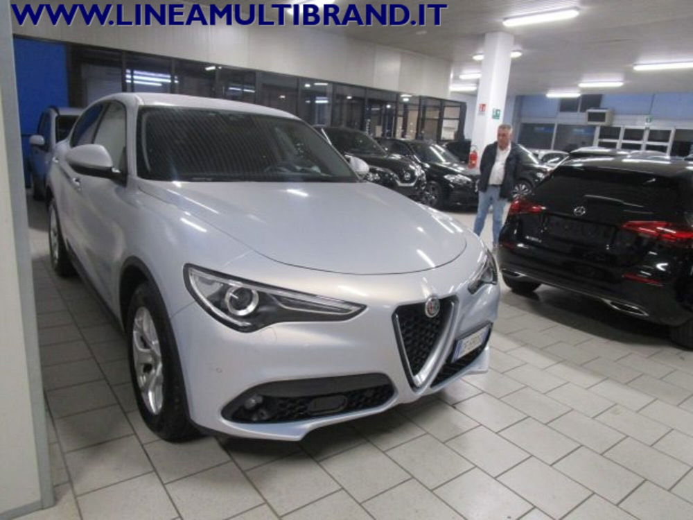 Alfa Romeo Stelvio usata a Piacenza (3)