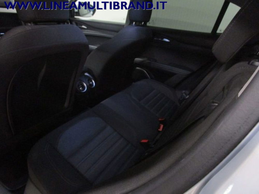 Alfa Romeo Stelvio usata a Piacenza (8)