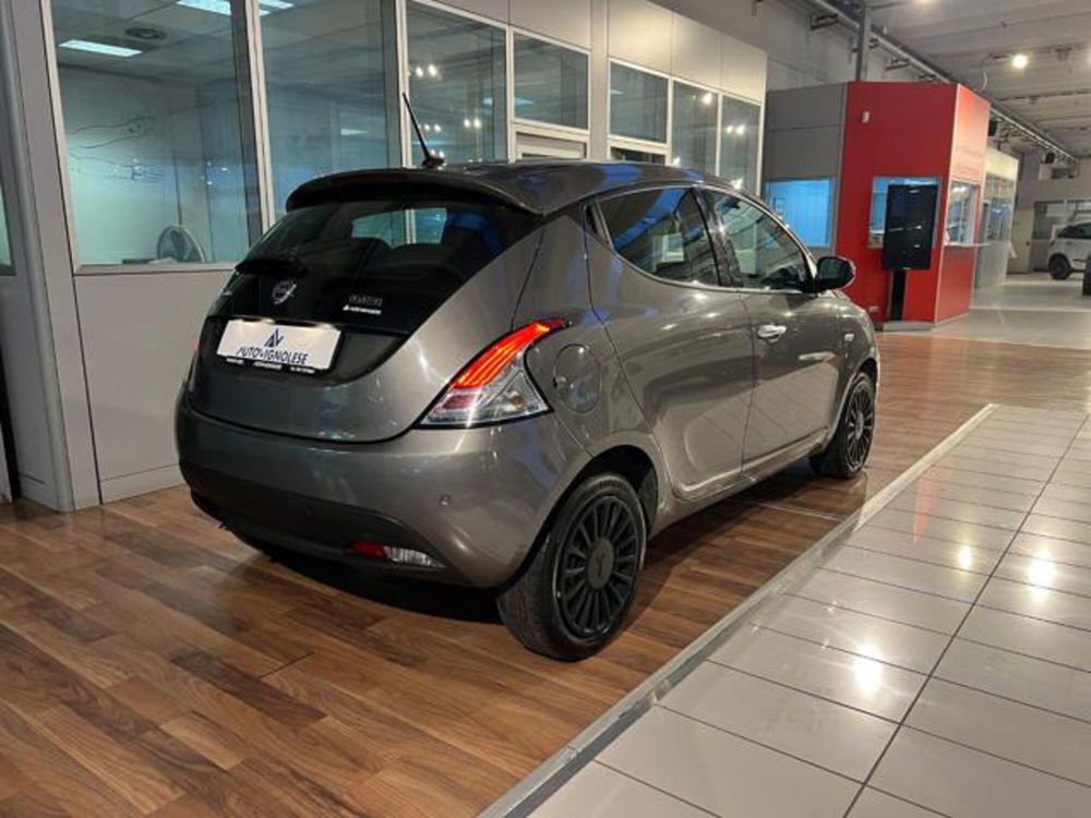 Lancia Ypsilon usata a Modena (3)