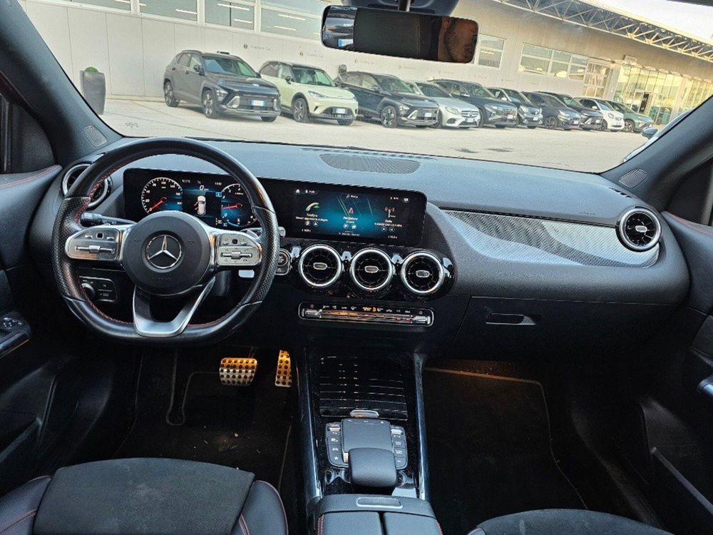 Mercedes-Benz GLA SUV usata a Macerata (15)