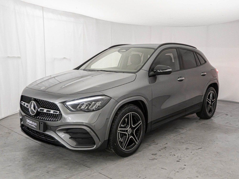 Mercedes-Benz GLA SUV nuova a Macerata