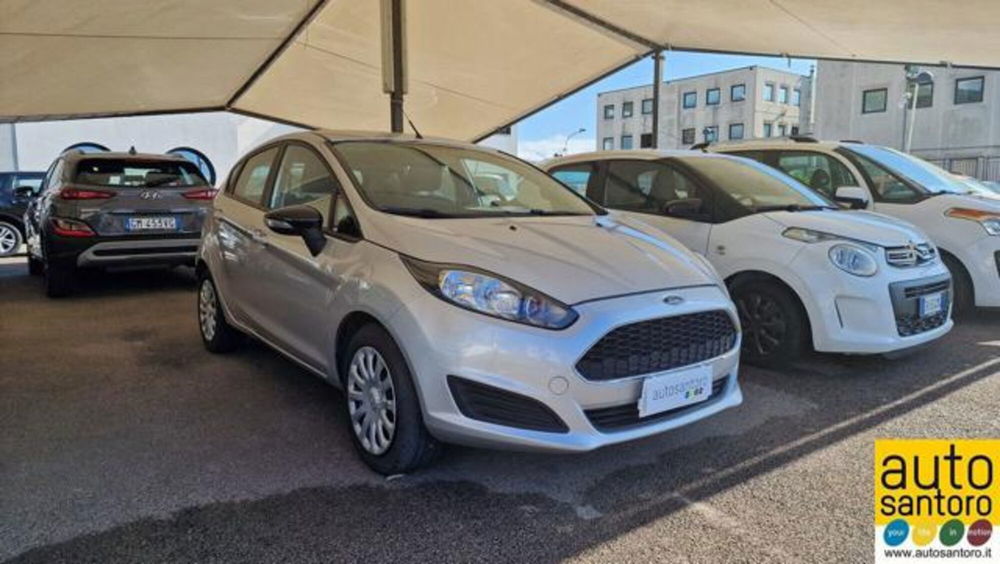 Ford Fiesta usata a Salerno