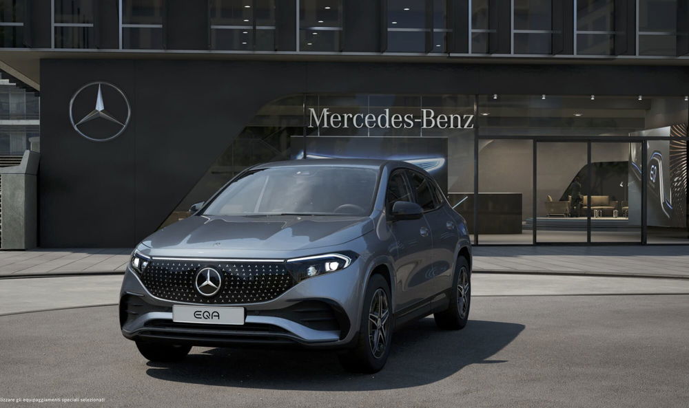 Mercedes-Benz EQA nuova a Bergamo (12)