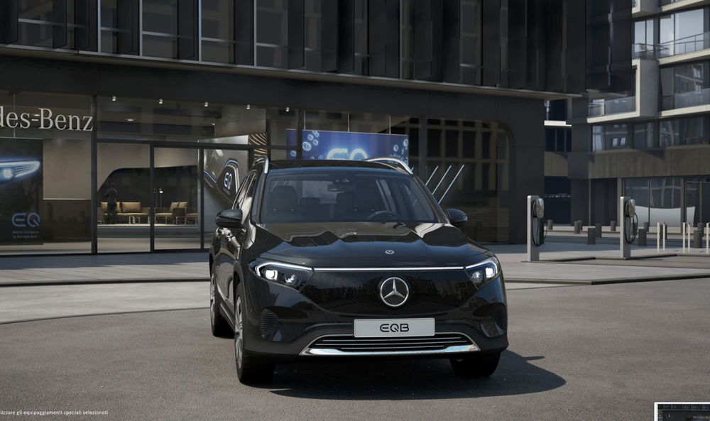 Mercedes-Benz EQB nuova a Bergamo (2)