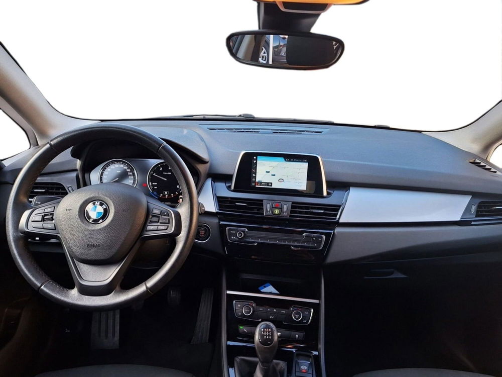 BMW Serie 2 Active Tourer usata a Bari (8)