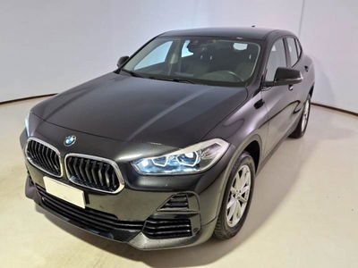 BMW X2 sDrive16d Business-X  del 2021 usata a Bari