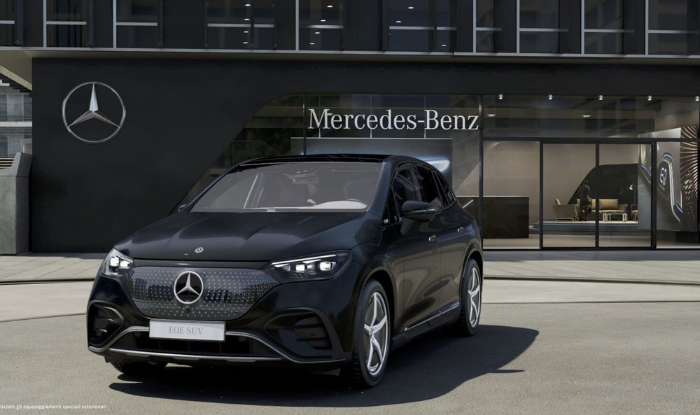 Mercedes-Benz EQE SUV nuova a Bergamo (11)