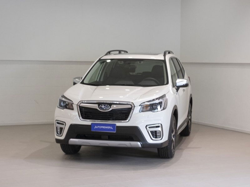 Subaru Forester 2.0 e-Boxer MHEV CVT Lineartronic Premium  del 2020 usata a Como