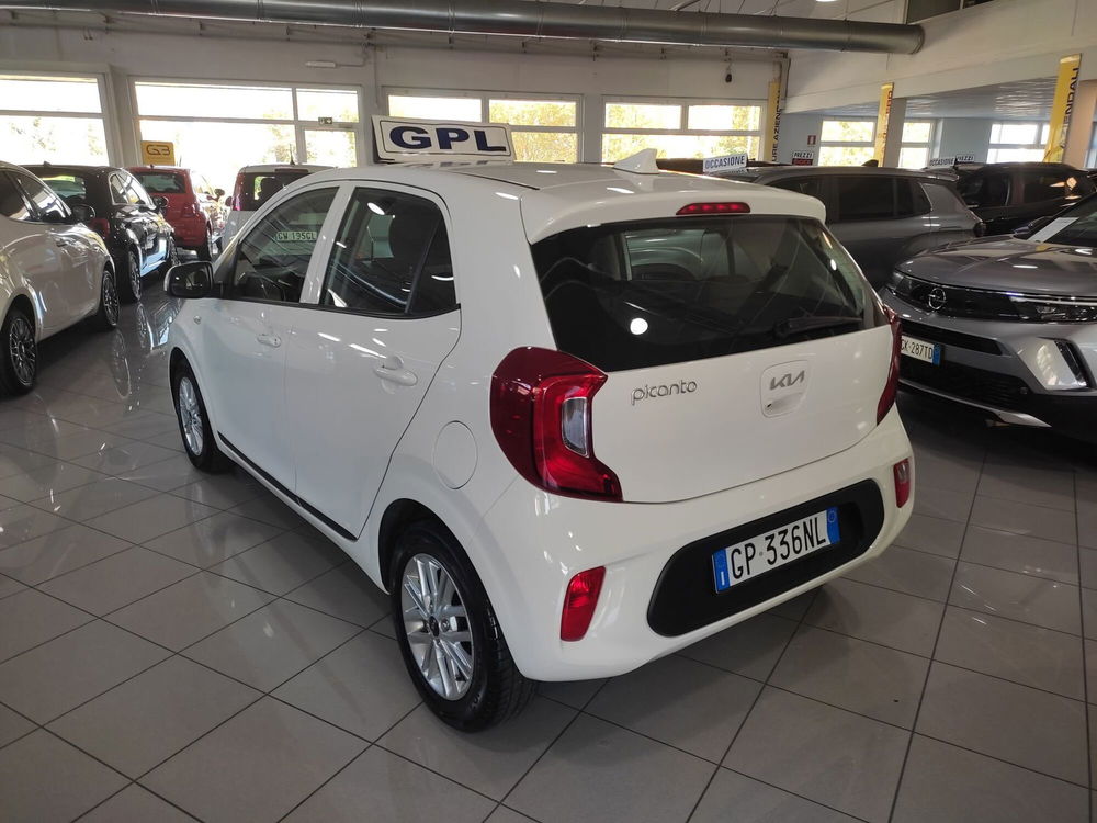 Kia Picanto usata a Prato (7)