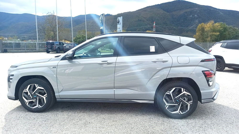 Hyundai Kona nuova a Benevento (2)