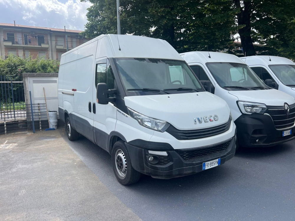 Iveco Daily Furgone usata a Salerno