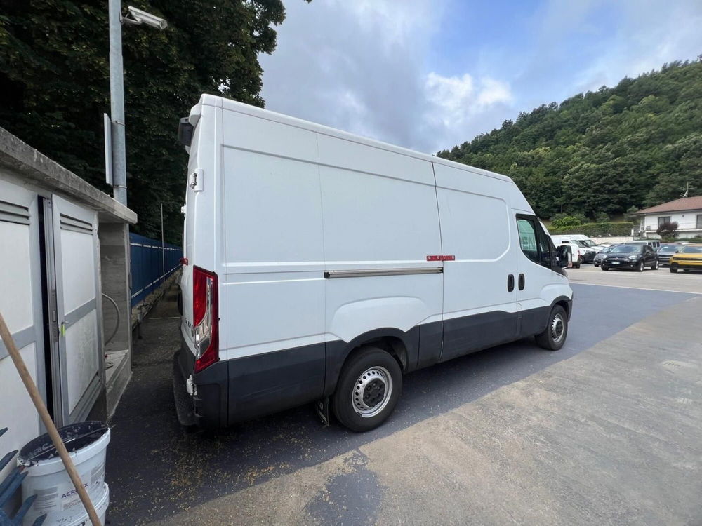 Iveco Daily Furgone usata a Salerno (3)