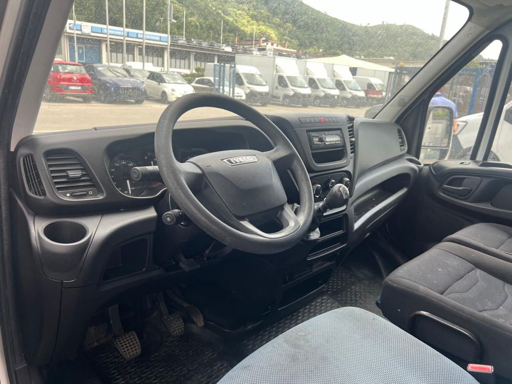 Iveco Daily Furgone usata a Salerno (5)