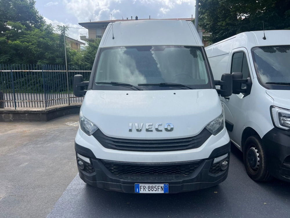 Iveco Daily Furgone usata a Salerno (9)