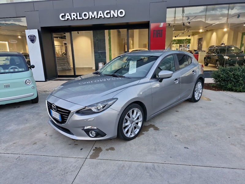 Mazda Mazda3 2.2 Skyactiv-D Exceed  del 2014 usata a Rende