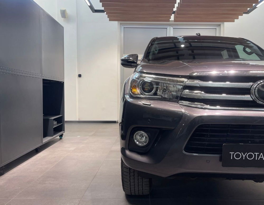 Toyota Hilux usata a Ferrara (16)