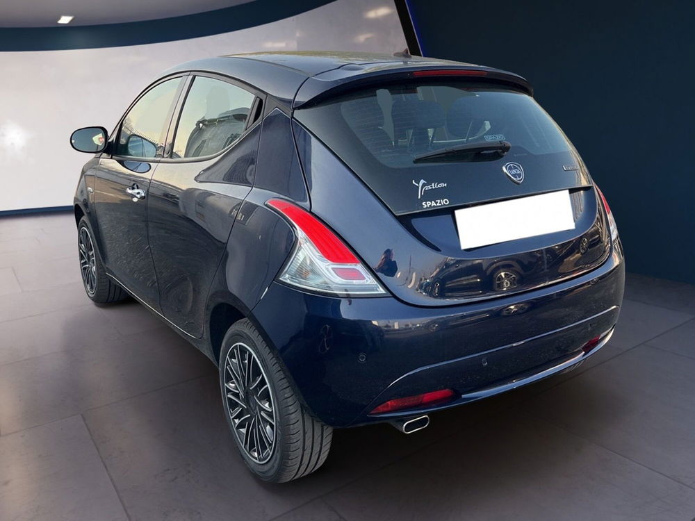 Lancia Ypsilon usata a Torino (6)