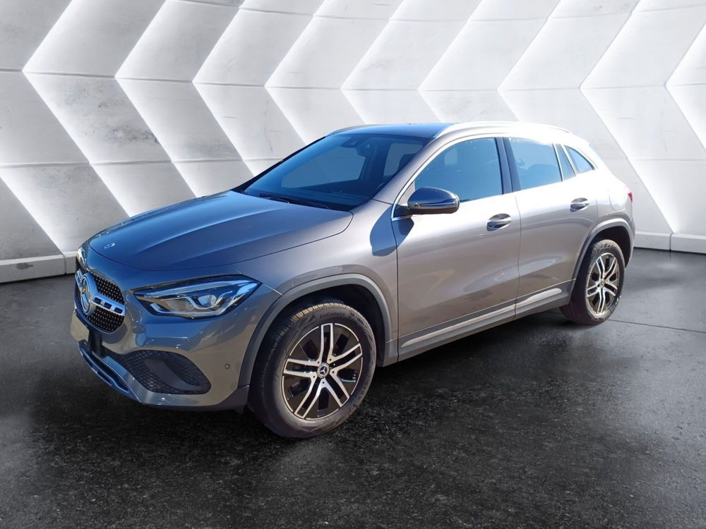 Mercedes-Benz GLA SUV usata a Genova