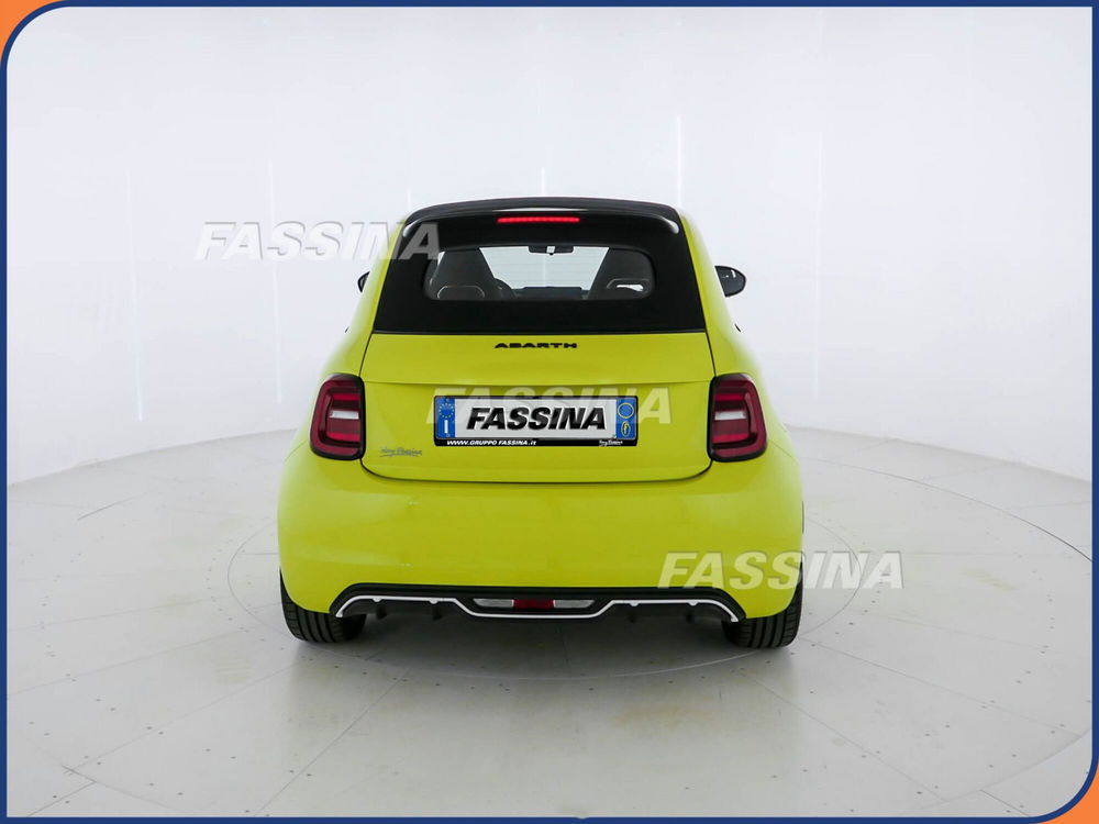 Abarth 500e Cabrio usata a Milano (5)