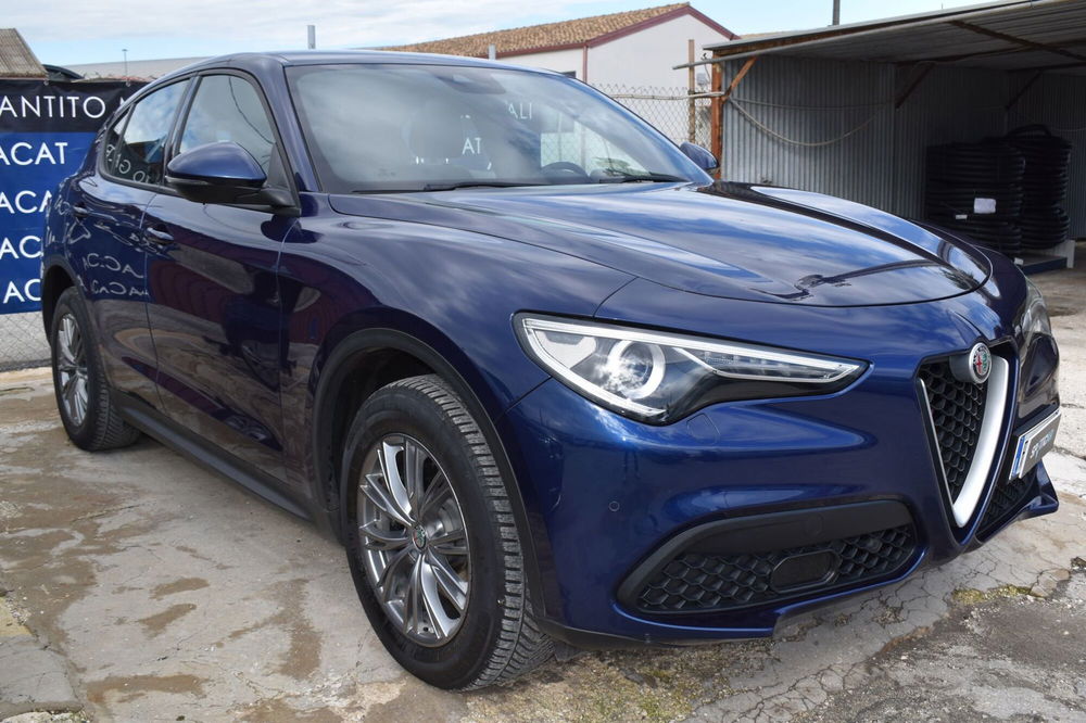 Alfa Romeo Stelvio usata a Catania (3)