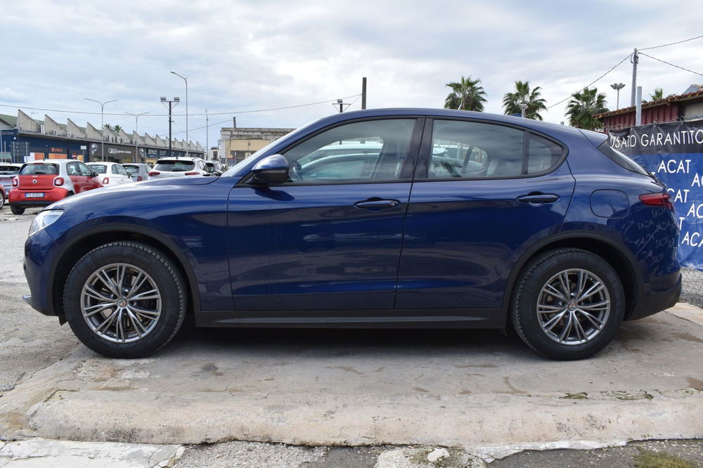 Alfa Romeo Stelvio usata a Catania (6)