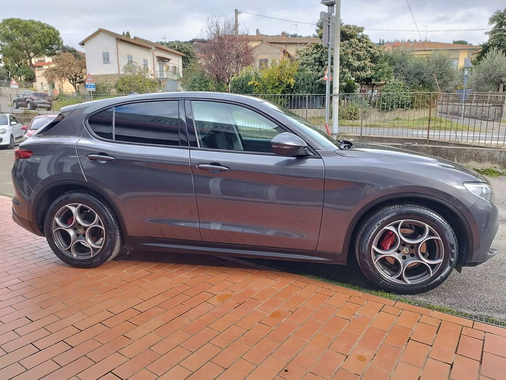 Alfa Romeo Stelvio usata a Arezzo (8)